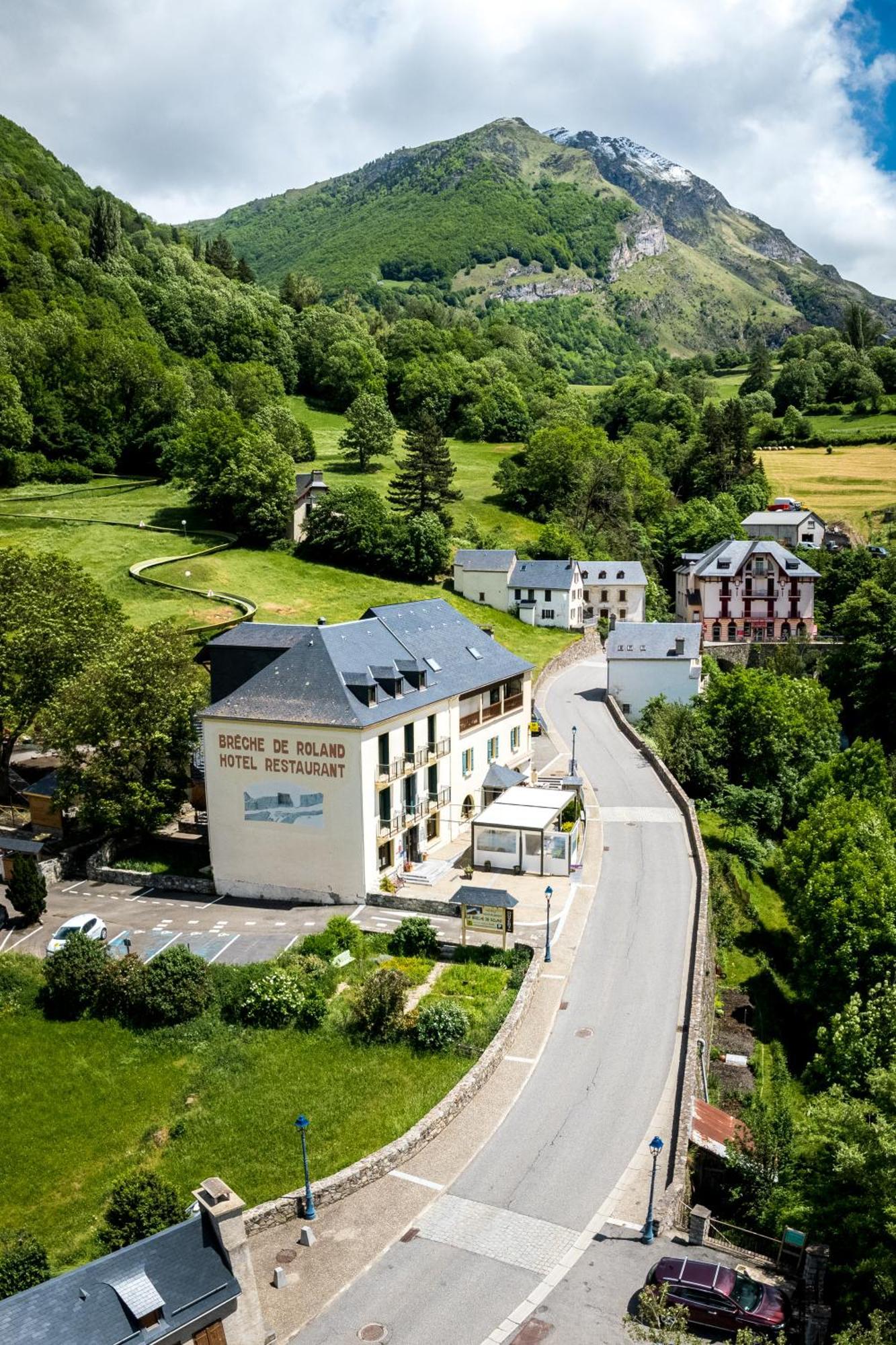 Logis Hotel La Breche De Roland Gèdre Exterior foto